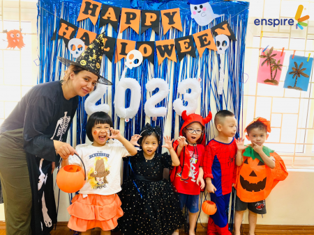 ENSPIRE MANG BẦU KHÔNG KHÍ HALLOWEEN ĐẾN CÁC LỚP HỌC TIẾNG ANH MẦM NON 35