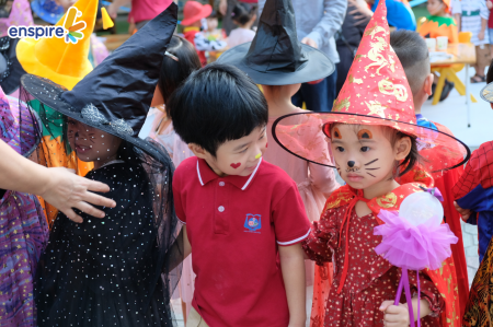 ENSPIRE MANG HALLOWEEN ĐẾN VỚI MẦM NON THỰC NGHIỆM HOA HỒNG 12