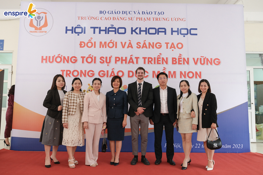 Ban lãnh đạo & Chuyên gia đào tạo Enspire tham dự Hội thảo khoa học