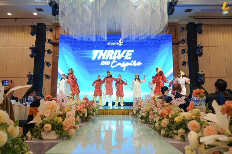 CÙNG ENSPIRERS BÙNG NỔ CẢM XÚC TẠI YEAR END PARTY "THRIVE AND ENSPIRE" 1