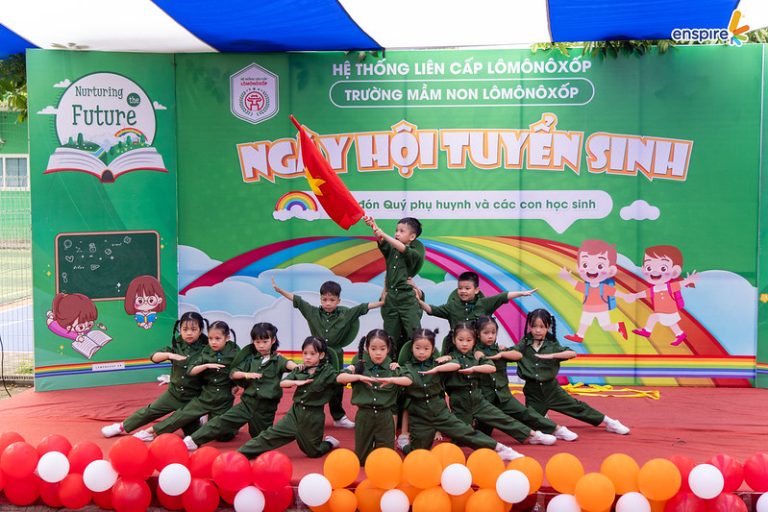 NGÀY HỘI TIẾNG ANH CÔNG NGHỆ TẠI TRƯỜNG MẦM NON LOMONOXOP MỄ TRÌ 21