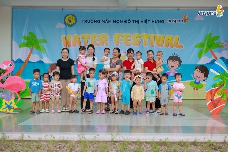 Sự kiện ngày hội Nước Sôi Động tại Mầm non Đô Thị Việt Hưng 69
