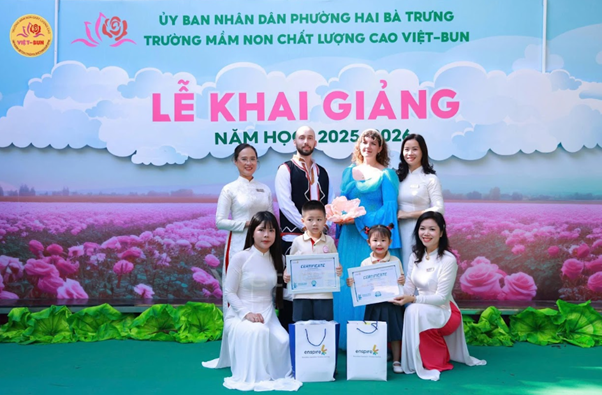 🌟🎉 Ngày Khai Giảng Rộn Ràng & Lễ Trao Giải Chung Kết Cuộc Thi Starry Kids Challenge 🌟🎉 7