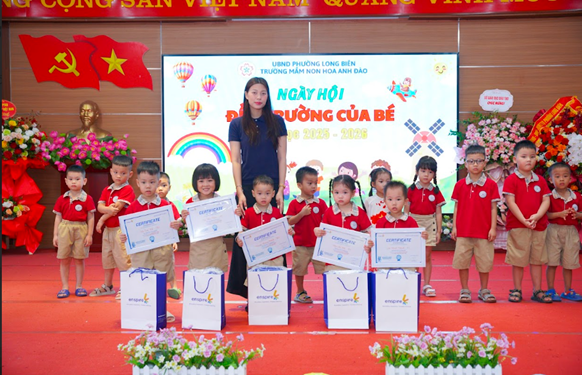 🌟🎉 Ngày Khai Giảng Rộn Ràng & Lễ Trao Giải Chung Kết Cuộc Thi Starry Kids Challenge 🌟🎉 8