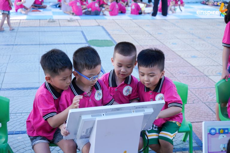 Ngày hội Tiếng Anh Công nghệ – Hành trình trải nghiệm đầy hứng khởi tại Trường Mầm non Hồ Tùng Mậu 3