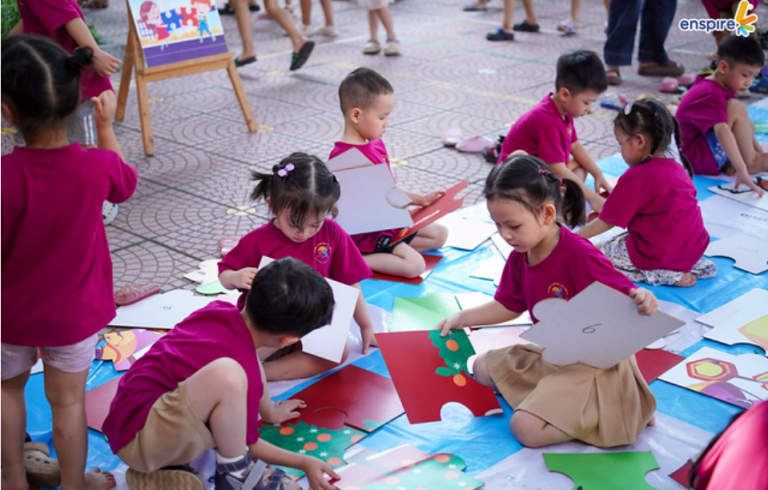 NGÀY HỘI TIẾNG ANH KỲ DIỆU TẠI TRƯỜNG MẦM NON PHÚ DIỄN A - CÙNG ENSPIRE KHÁM PHÁ THẾ GIỚI HỌC MÀ CHƠI VUI NHỘN 5