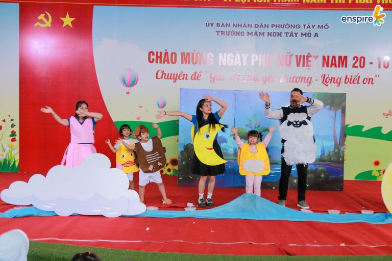 🌟RỰC RỠ NGÀY HỘI TIẾNG ANH TẠI TRƯỜNG MẦM NON TÂY MỖ A 1 🌟RỰC RỠ NGÀY HỘI TIẾNG ANH TẠI TRƯỜNG MẦM NON TÂY MỖ A 1
