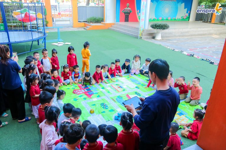 Ngày hội Tiếng Anh Công nghệ sôi động tại Trường Mầm non Hoa Trạng Nguyên 6