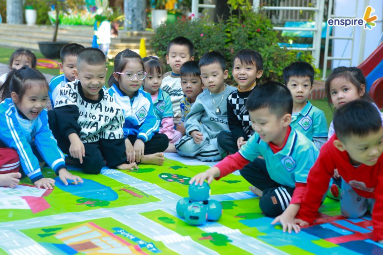 🎉 NGÀY HỘI TIẾNG ANH CÔNG NGHỆ TẠI TRƯỜNG MẦM NON YÊN XÁ: TRẢI NGHIỆM HỌC TẬP ĐỔI MỚI CÙNG ENSPIRE 🎉 4 🎉 NGÀY HỘI TIẾNG ANH CÔNG NGHỆ TẠI TRƯỜNG MẦM NON YÊN XÁ: TRẢI NGHIỆM HỌC TẬP ĐỔI MỚI CÙNG ENSPIRE 🎉 4