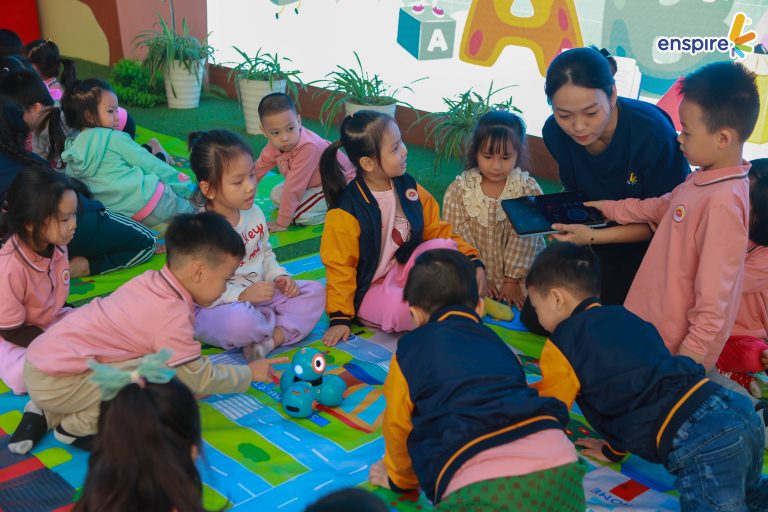 🌟 NGÀY HỘI TIẾNG ANH ENSPIRE TẠI MẦM NON BÌNH MINH – KHÁM PHÁ QUA TRẢI NGHIỆM THỰC TẾ 🌈 2