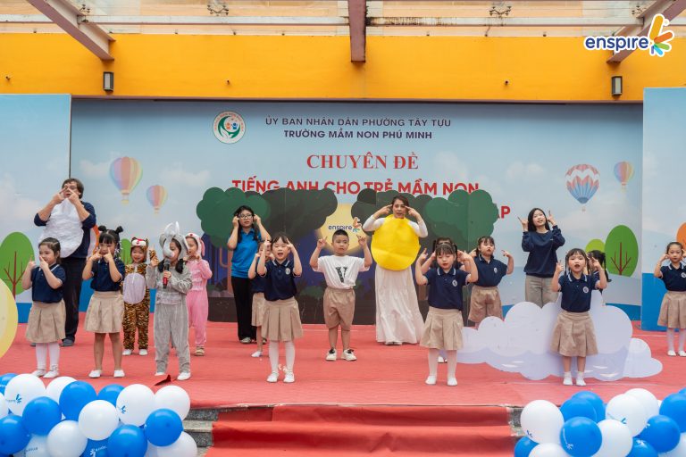 Chuyên đề Tiếng anh cho trẻ mầm non - Nền tảng cho tương lai hội nhập tại Trường mầm non Phú Minh 4 Chuyên đề Tiếng anh cho trẻ mầm non - Nền tảng cho tương lai hội nhập tại Trường mầm non Phú Minh 4