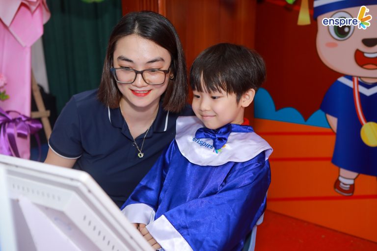 RUNG CHUÔNG VÀNG – SÂN CHƠI TRÍ TUỆ SÔI ĐỘNG TẠI TRƯỜNG MẦM NON HOA TRẠNG NGUYÊN 3