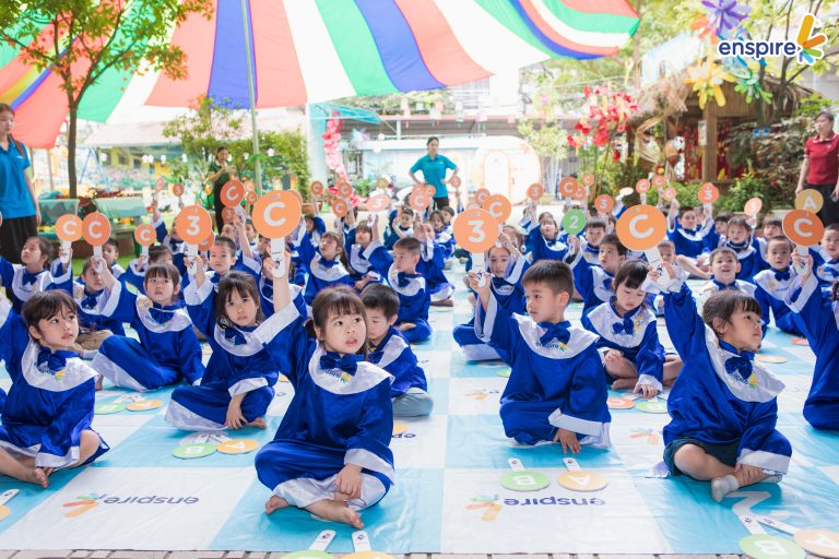 TỎA SÁNG TÀI NĂNG TIẾNG ANH CÙNG ENSPIRE - NGÀY HỘI RUNG CHUÔNG VÀNG ĐẦY CẢM HỨNG TẠI TRƯỜNG MẦM NON NHẬT TẢO 2 TỎA SÁNG TÀI NĂNG TIẾNG ANH CÙNG ENSPIRE - NGÀY HỘI RUNG CHUÔNG VÀNG ĐẦY CẢM HỨNG TẠI TRƯỜNG MẦM NON NHẬT TẢO 2