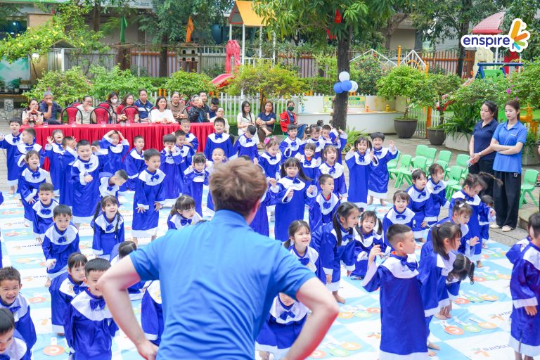 SEN HỒNG ENGLISH CHAMPION 2026 – TRƯỜNG MẦM NON SEN HỒNG SÂN CHƠI TIẾNG ANH TRUYỀN CẢM HỨNG 1