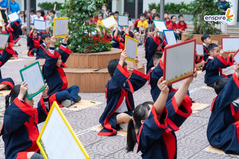 RUNG CHUÔNG VÀNG TIẾNG ANH 2026 - HÀNH TRÌNH CHINH PHỤC TRI THỨC CỦA HỌC SINH TRƯỜNG TIỂU HỌC VÕ THỊ SÁU 1