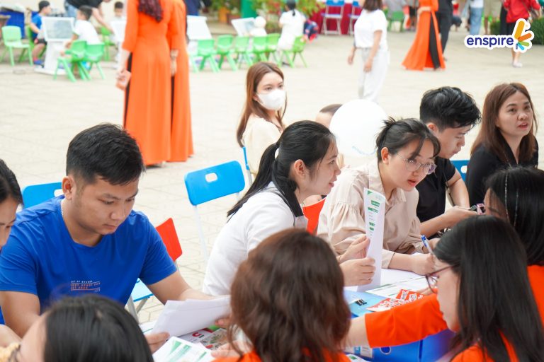 NGÀY HỘI TUYỂN SINH TẠI TRƯỜNG MẦM NON LOMONOXOP AN KHÁNH – TRẢI NGHIỆM HỌC TIẾNG ANH SÁNG TẠO CHO TRẺ 7