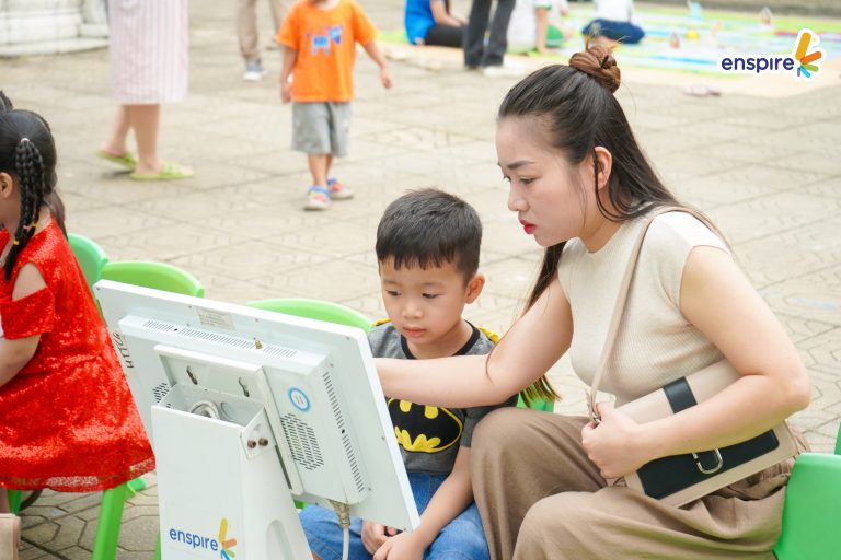 NGÀY HỘI TUYỂN SINH TẠI TRƯỜNG MẦM NON LOMONOXOP AN KHÁNH – TRẢI NGHIỆM HỌC TIẾNG ANH SÁNG TẠO CHO TRẺ 3