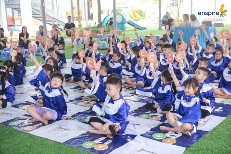 TỎA SÁNG TÀI NĂNG TIẾNG ANH CÙNG ENSPIRE 2026 - TRƯỜNG MẦM NON TIÊN DƯƠNG NƠI KHỞI NGUỒN TỰ TIN VÀ BỨT PHÁ TIẾNG ANH CHO TRẺ MẦM NON 3 TỎA SÁNG TÀI NĂNG TIẾNG ANH CÙNG ENSPIRE 2026 - TRƯỜNG MẦM NON TIÊN DƯƠNG NƠI KHỞI NGUỒN TỰ TIN VÀ BỨT PHÁ TIẾNG ANH CHO TRẺ MẦM NON 3