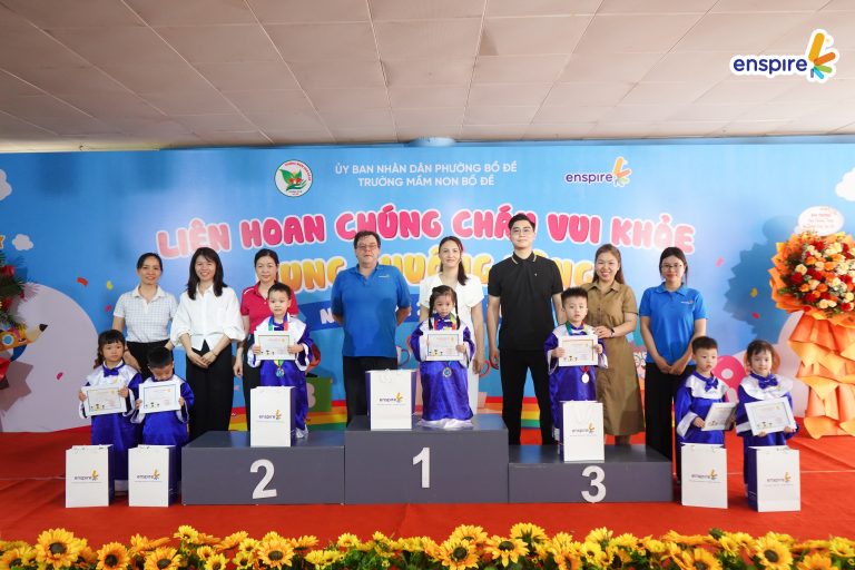 Ngày hội tiếng Anh mầm non Enspire trao giải