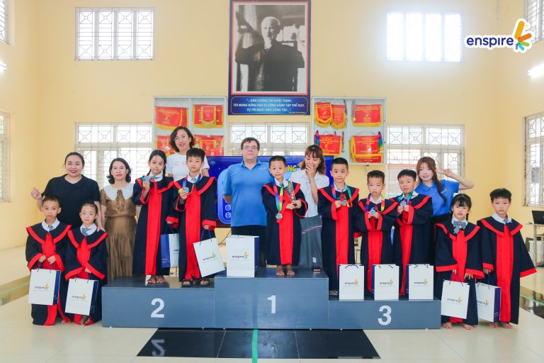 Trao giải Rung chuông vàng tiếng Anh tại Tiểu học Đại Mỗ 2026