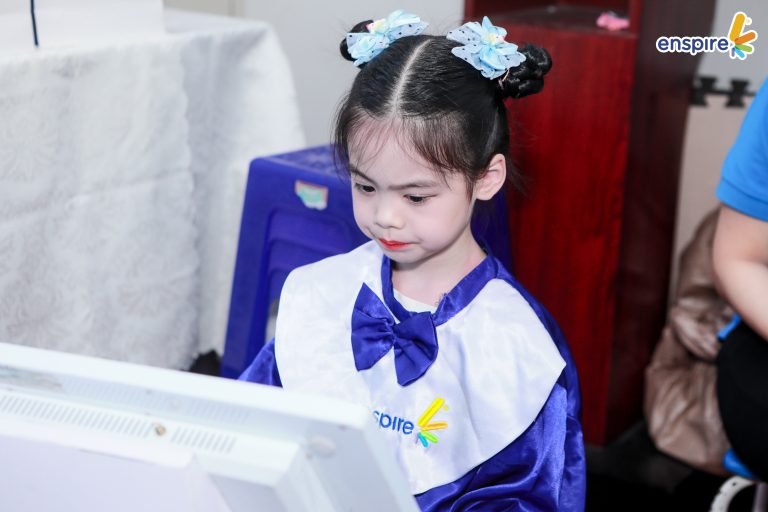 RUNG CHUÔNG VÀNG TIẾNG ANH MẦM NON 2026 - SÂN CHƠI ĐẦY CẢM HỨNG HỌC TẬP TẠI TRƯỜNG MẦM NON HOA HƯỚNG DƯƠNG 2