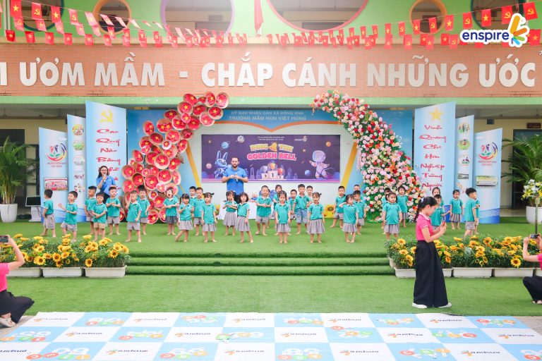 tỏa sáng tài năng tiếng Anh cùng Enspire 2026 – hoạt động giao lưu sân khấu flashmob sôi động