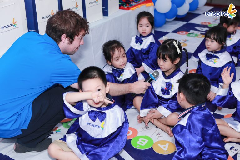 RUNG CHUÔNG VÀNG CÙNG ENSPIRE 2026 TẠI TRƯỜNG MẦM NON NGHĨA ĐÔ – SÂN CHƠI TIẾNG ANH ĐẦY CẢM HỨNG CHO TRẺ 3