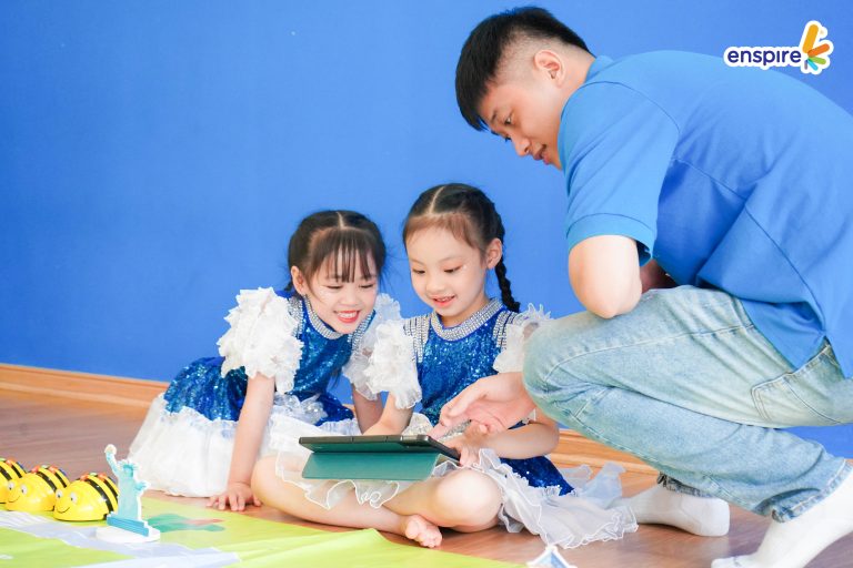 ENSPIRE ĐỒNG HÀNH CÙNG TRƯỜNG MẦM NON CHU VĂN AN TẠI LỄ CÔNG BỐ QUYẾT ĐỊNH ĐỔI TÊN -DẤU MỐC NĂM HỌC 2025 -2026 4