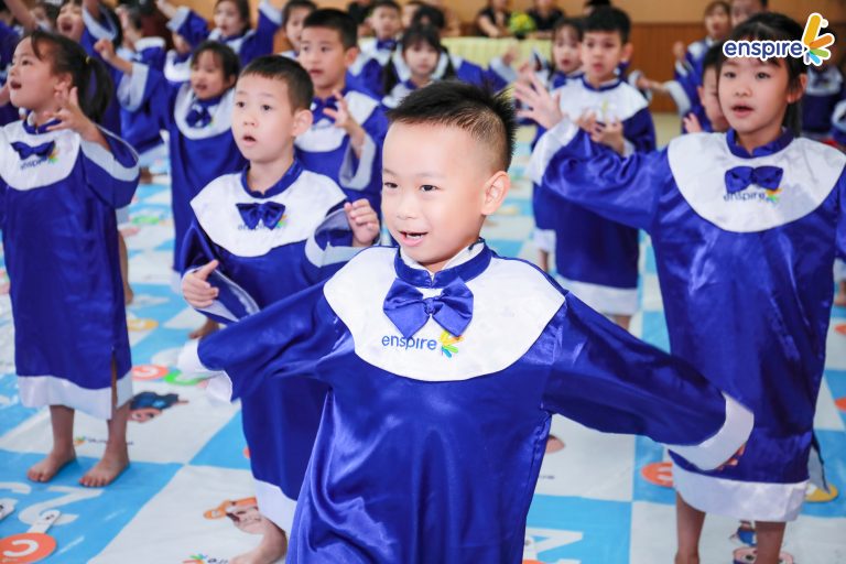 RUNG CHUÔNG VÀNG MẦM NON HÀNG ĐÀO 2026 – ĐẤU TRƯỜNG ANH NGỮ CÔNG NGHỆ TRIỆU CẢM XÚC 1 Rung chuông vàng mầm non Hàng Đào