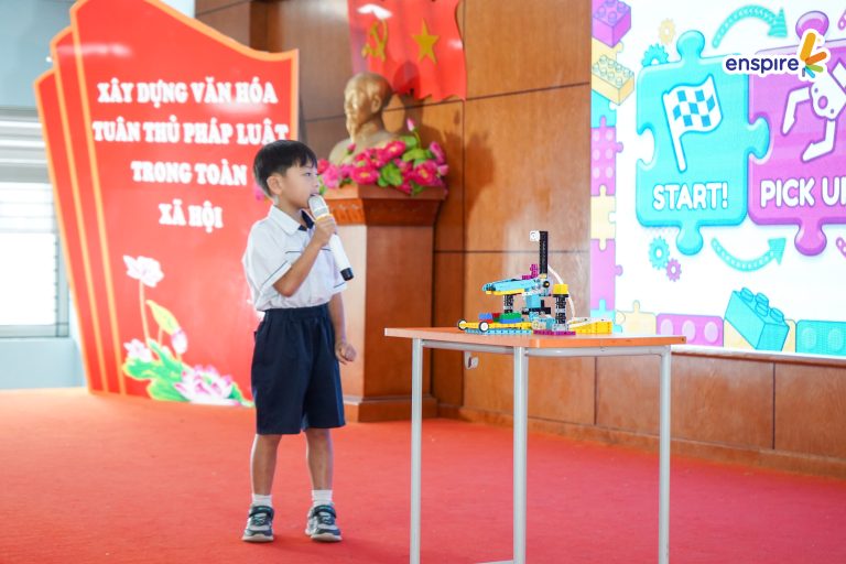 English Challenge Tiểu học Lý Nam Đế 